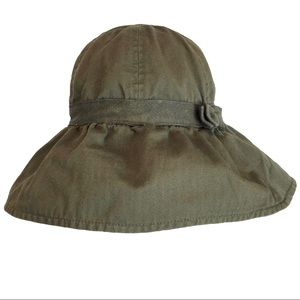 H&M Green Bucket Hat